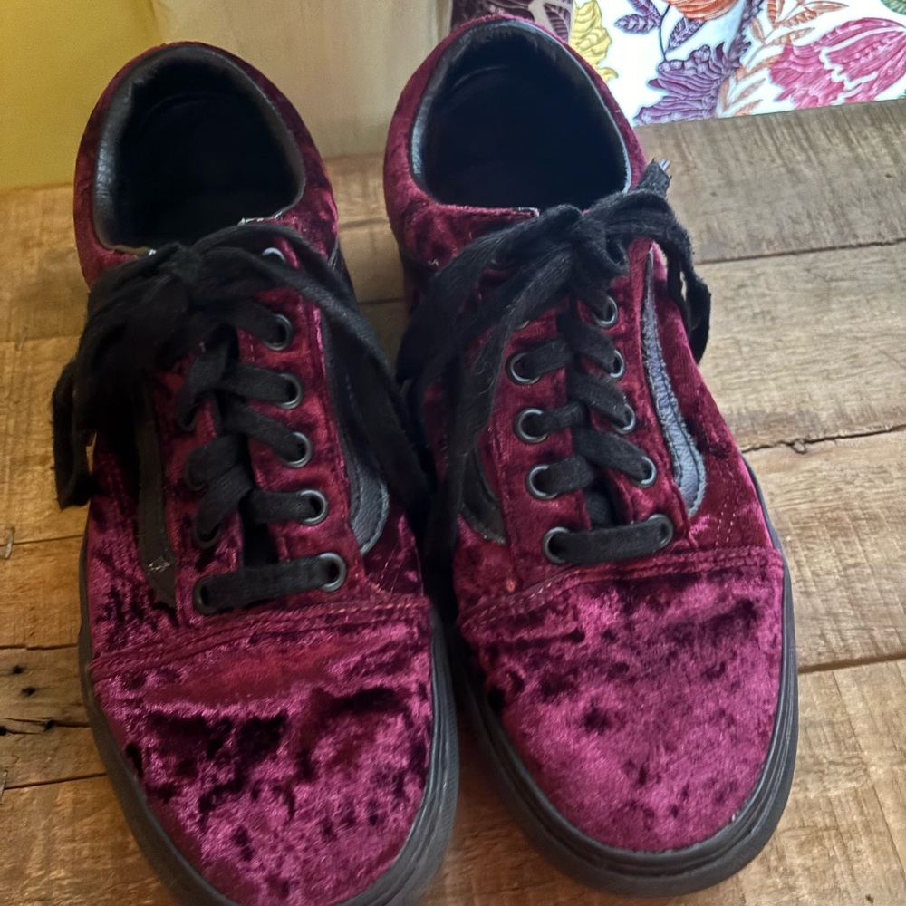 Vans Velvet Burgundy Sneakers